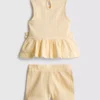 0-36 luni | Set compus din bluză cu tiv peplum brodat cu motive florale și pantaloni scurți