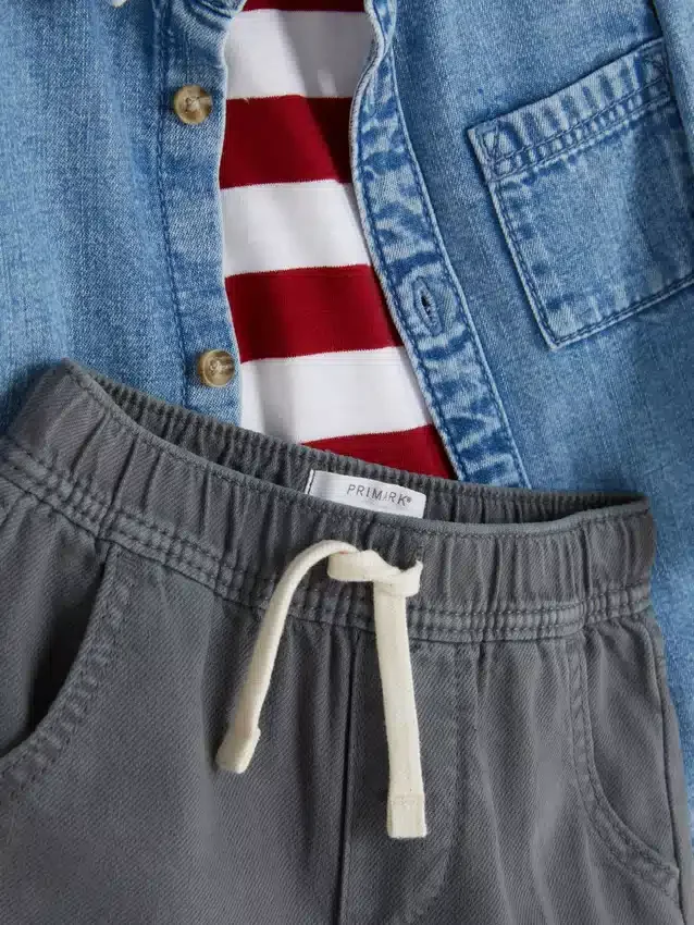 0-36 luni | Set compus din tricou cu mâneci lungi, pantaloni și cămășă din denim 0-36 luni | Set compus din tricou cu mâneci lungi, pantaloni și cămășă din denim