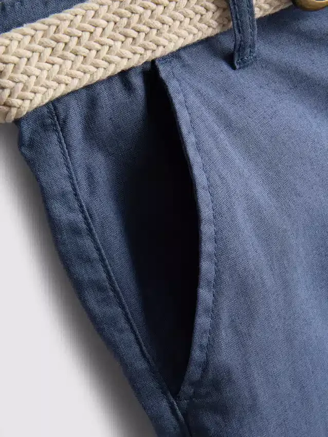 1,5–12 ani | Pantaloni scurți chino din amestec de in, cu curea, din colecția „The Edit“ 1,5–12 ani | Pantaloni scurți chino din amestec de in, cu curea, din colecția „The Edit“