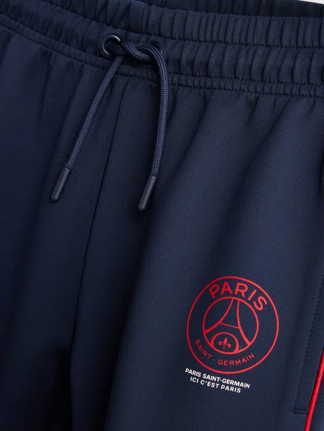 1,5–7 ani | Pantaloni de Trening cu manșete Paris Saint-Germain F.C. 1,5–7 ani | Pantaloni de Trening cu manșete Paris Saint-Germain F.C.