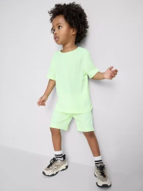 1,5–7 ani | set de cămăși și pantaloni scurți sport