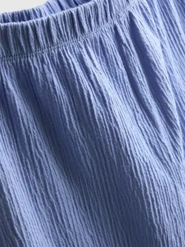 1,5-8 ani | Set compus din bluză cu peplum brodată și pantaloni 1,5-8 ani | Set compus din bluză cu peplum brodată și pantaloni