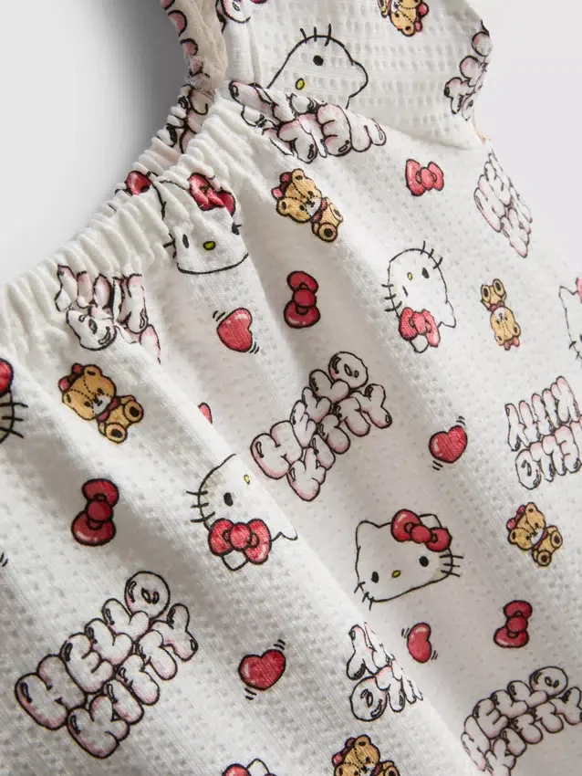 1,5–8 ani | Set compus din bluză și Pantaloni Scurți Hello Kitty 1,5–8 ani | Set compus din bluză și Pantaloni Scurți Hello Kitty