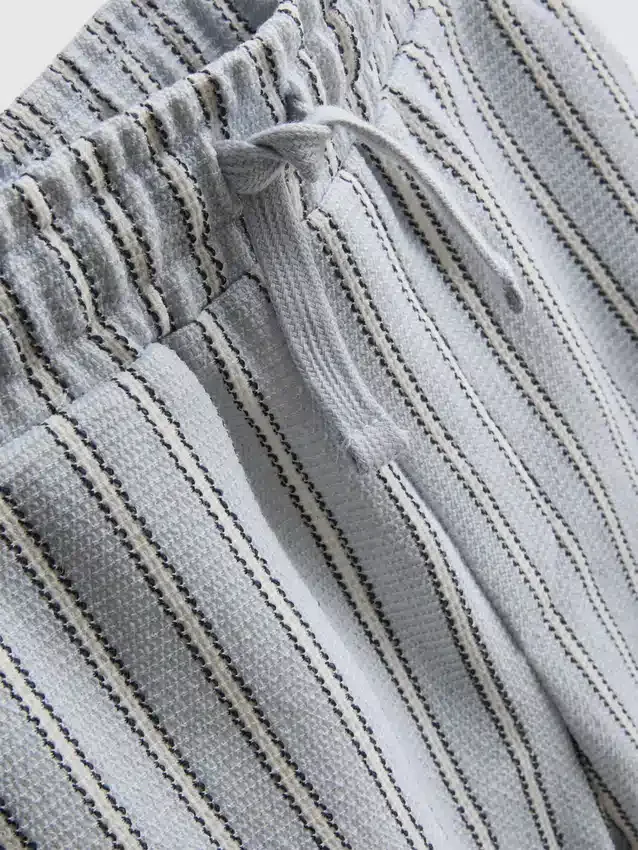 1,5-8 ani | Set compus din cămășă din tricot cu dungi și pantaloni scurți 1,5-8 ani | Set compus din cămășă din tricot cu dungi și pantaloni scurți