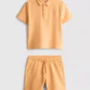 1,5–8 ani | Set compus din cămășă polo și Pantaloni Scurți 1,5–8 ani | Set compus din cămășă polo și Pantaloni Scurți