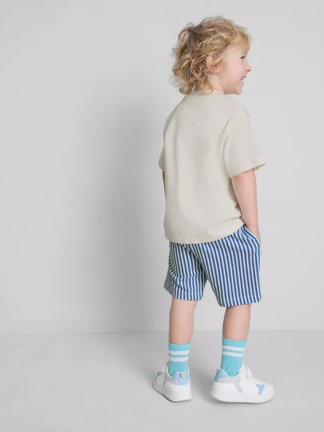 1,5-8 ani | Set de cămăși și pantaloni scurți cu imprimeu sardine 1,5-8 ani | Set de cămăși și pantaloni scurți cu imprimeu sardine