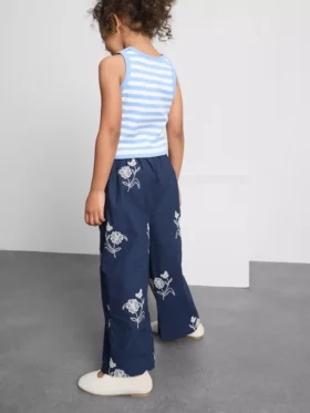 1,5–9 ani | pantaloni cu broderie florală