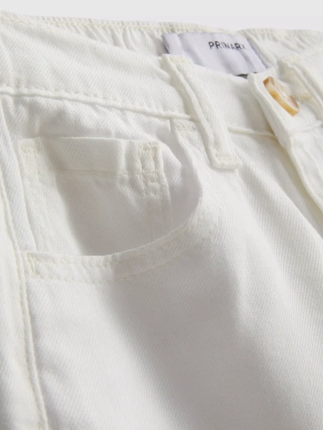 1,5–9 ani | Pantaloni Scurți din denim brodați 1,5–9 ani | Pantaloni Scurți din denim brodați