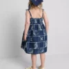1,5–9 ani | Rochie cu bretele subțiri și broderie 1,5–9 ani | Rochie cu bretele subțiri și broderie