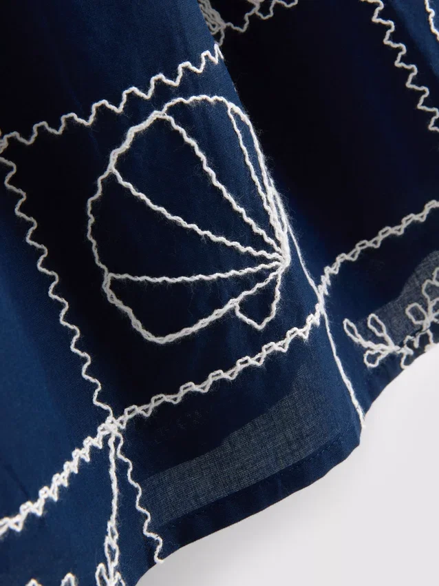1,5–9 ani | Rochie cu bretele subțiri și broderie 1,5–9 ani | Rochie cu bretele subțiri și broderie