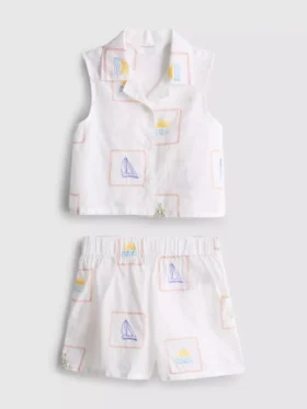 1,5-9 ani | Set brodat format din cămășă fără mâneci și pantaloni scurți