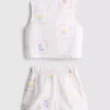 1,5-9 ani | Set brodat format din cămășă fără mâneci și pantaloni scurți 1,5-9 ani | Set brodat format din cămășă fără mâneci și pantaloni scurți