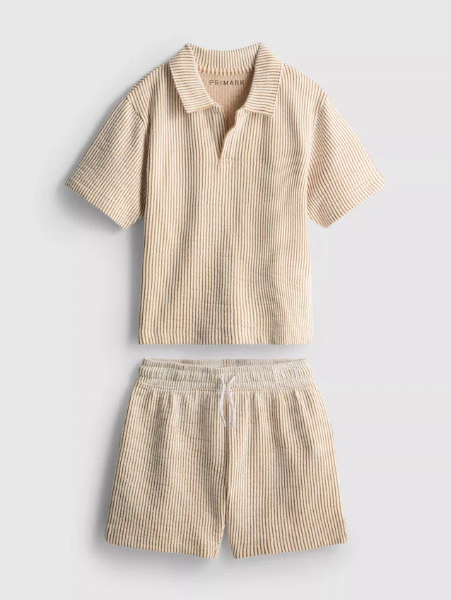 1,5–9 ani | Set compus din cămășă cu dungi și pantaloni scurți 1,5–9 ani | Set compus din cămășă cu dungi și pantaloni scurți