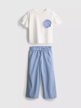 1,5–9 ani | Set compus din tricou cu volane și pantaloni 1,5–9 ani | Set compus din tricou cu volane și pantaloni