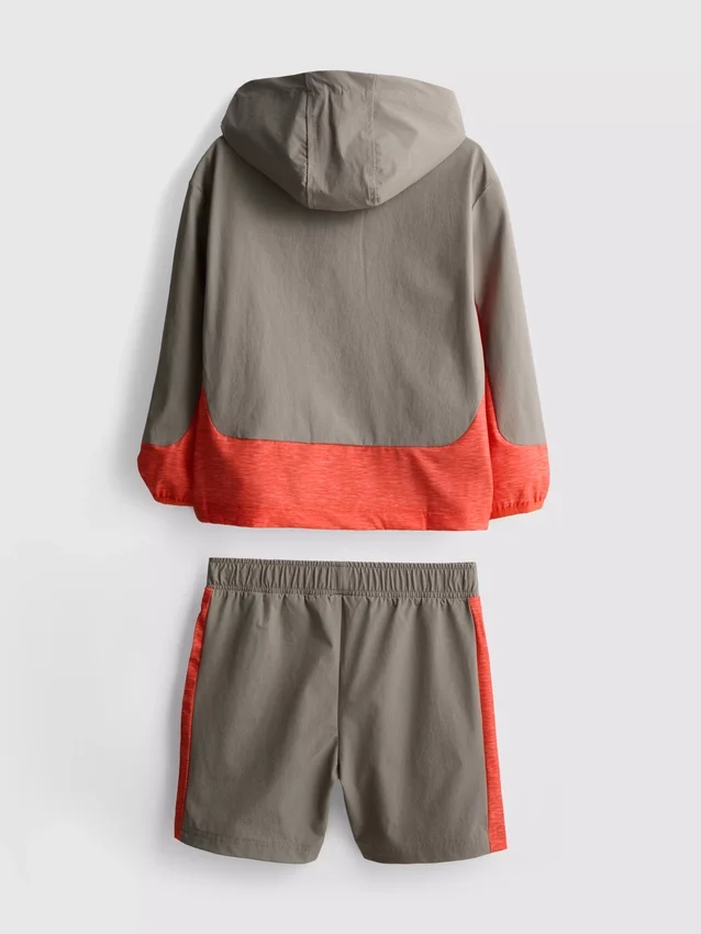 1,5-9 ani | set format din jachetă sport și Pantaloni Scurți 1,5-9 ani | set format din jachetă sport și Pantaloni Scurți