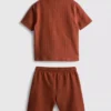 1-9 ani | Set compus din tricou polo texturat și pantaloni scurți 1-9 ani | Set compus din tricou polo texturat și pantaloni scurți