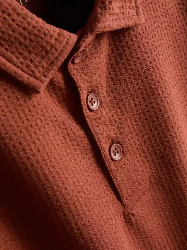 1-9 ani | Set compus din tricou polo texturat și pantaloni scurți 1-9 ani | Set compus din tricou polo texturat și pantaloni scurți
