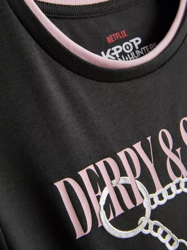 5-15 ani | Cămășa Tricou K-Pop Demon Hunters Derpy 5-15 ani | Cămășa Tricou K-Pop Demon Hunters Derpy