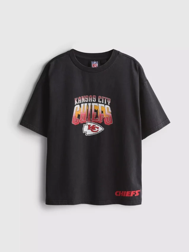 7-15 ani | Cămășa NFL Kansas City Chiefs cu spălare acidă 7-15 ani | Cămășa NFL Kansas City Chiefs cu spălare acidă