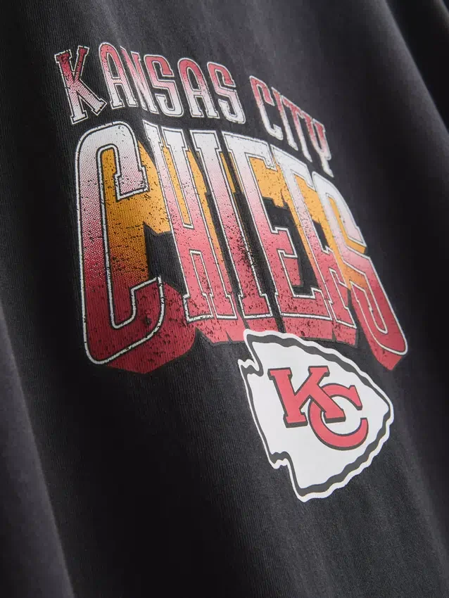 7-15 ani | Cămășa NFL Kansas City Chiefs cu spălare acidă 7-15 ani | Cămășa NFL Kansas City Chiefs cu spălare acidă