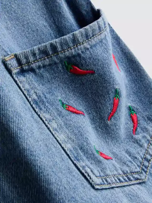 7-15 ani | salopetă din denim brodată 7-15 ani | salopetă din denim brodată