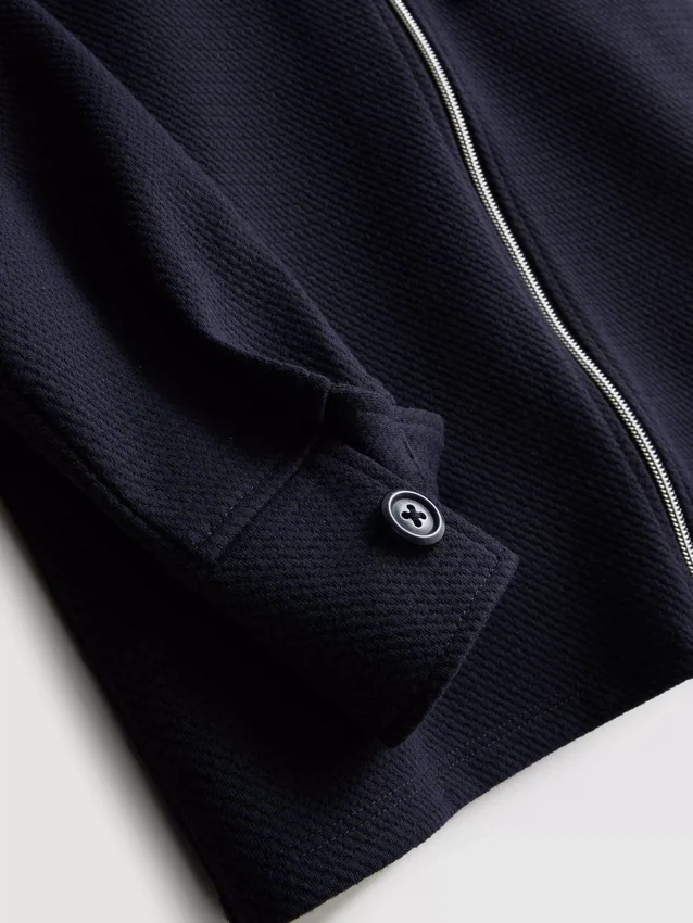 7-15 ani | Set compus din jachetă cu fermoar din jacquard și pantaloni de trening 7-15 ani | Set compus din jachetă cu fermoar din jacquard și pantaloni de trening