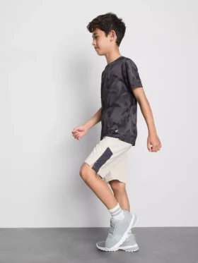 7-15 ani | Set de tricou și pantaloni scurți sport