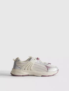 Adidași cu talpă groasă și închidere cu capse