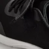 Adidași cu talpă groasă și talpă joasă