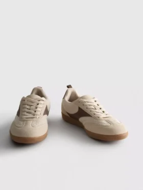 Adidași cu talpă joasă din cauciuc