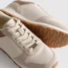 Adidași cu talpă joasă și detalii „Diamanta”