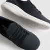 Adidași fără șireturi, cu talpă joasă