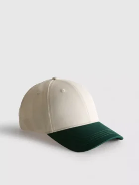 Șapcă de baseball în două nuanțe Șapcă de baseball în două nuanțe
