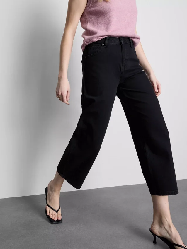Blugi cropped din denim cu croi larg Blugi cropped din denim cu croi larg