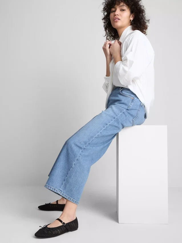 Blugi cropped din denim cu croi larg Blugi cropped din denim cu croi larg