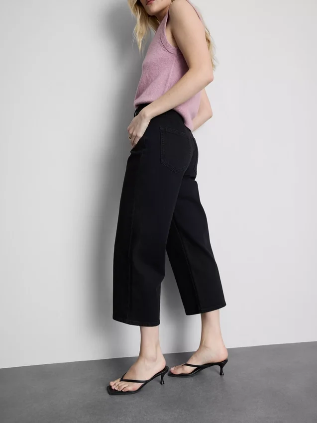 Blugi cropped din denim cu croi larg Blugi cropped din denim cu croi larg