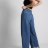 Blugi cropped din denim cu croi larg Blugi cropped din denim cu croi larg