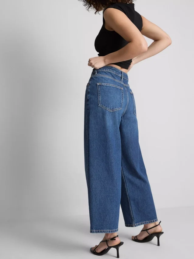 Blugi cropped din denim cu croi larg Blugi cropped din denim cu croi larg