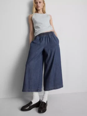 Blugi culotte cu croi larg