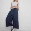 Blugi culotte cu croi larg Blugi culotte cu croi larg