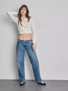 Blugi din denim cu talie joasă, croi drept și lejer