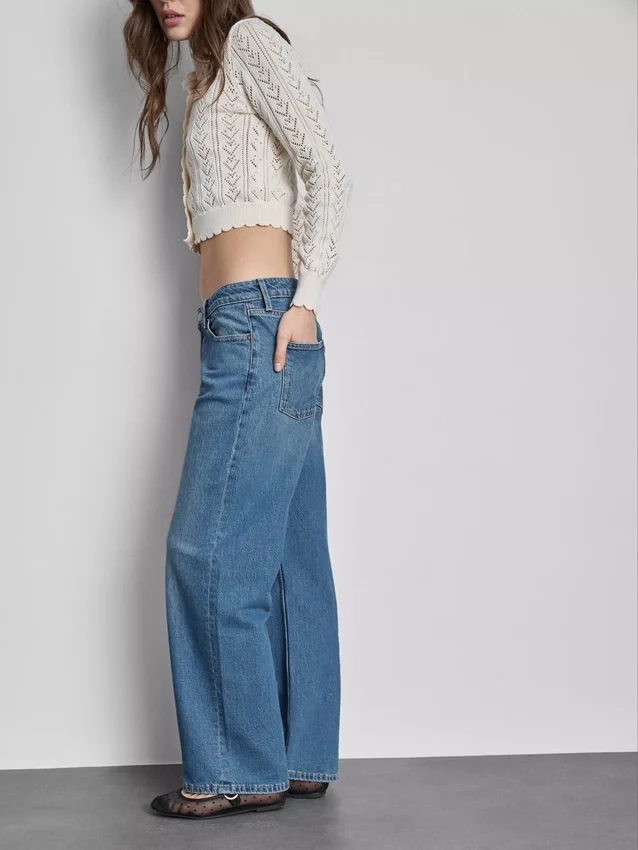 Blugi din denim cu talie joasă, croi drept și lejer Blugi din denim cu talie joasă, croi drept și lejer