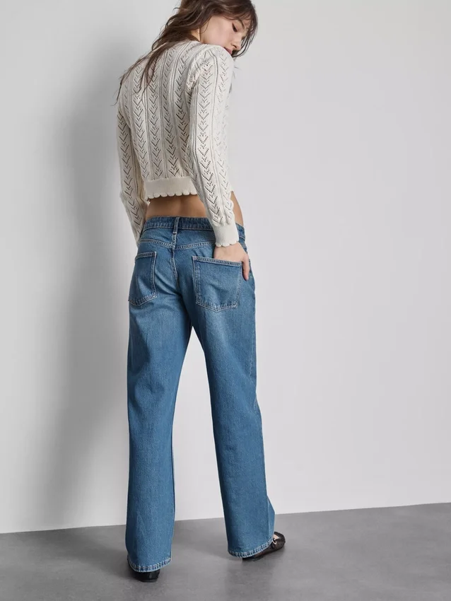 Blugi din denim cu talie joasă, croi drept și lejer Blugi din denim cu talie joasă, croi drept și lejer