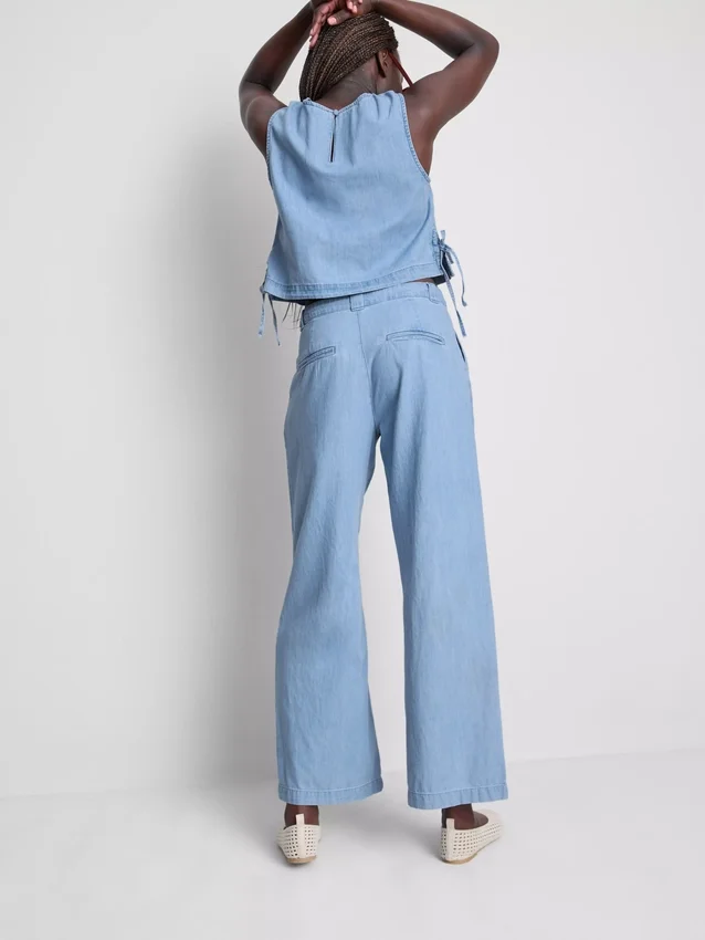 Blugi din denim de bumbac, cu croi larg și pliuri Blugi din denim de bumbac, cu croi larg și pliuri