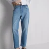 Blugi din denim de bumbac cu talie medie și croi drept Blugi din denim de bumbac cu talie medie și croi drept