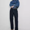 Blugi din denim de bumbac cu talie medie și croi drept Blugi din denim de bumbac cu talie medie și croi drept
