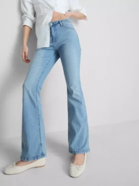 Blugi din denim de bumbac, cu talie medie și croi evazat