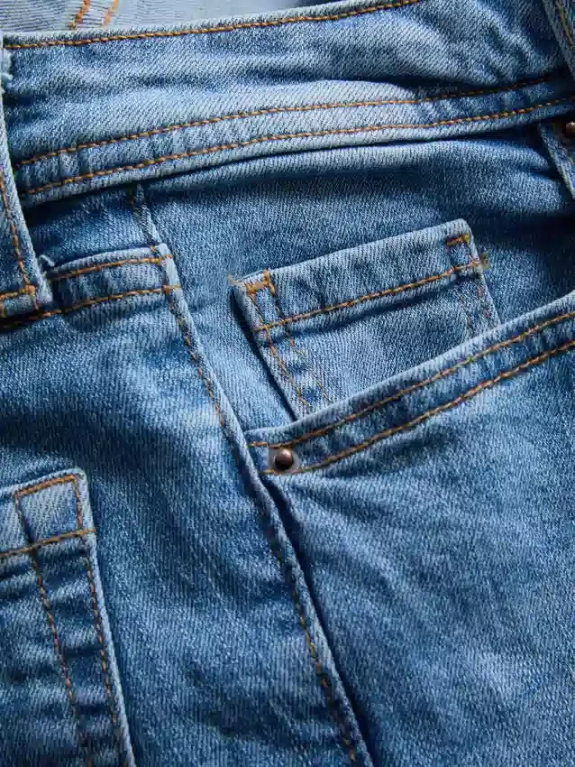 Blugi din denim de bumbac, cu talie medie și croi evazat Blugi din denim de bumbac, cu talie medie și croi evazat