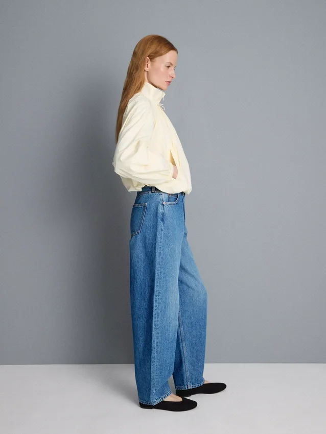 Blugi din denim de bumbac de calitate superioară, cu croi evazat Blugi din denim de bumbac de calitate superioară, cu croi evazat