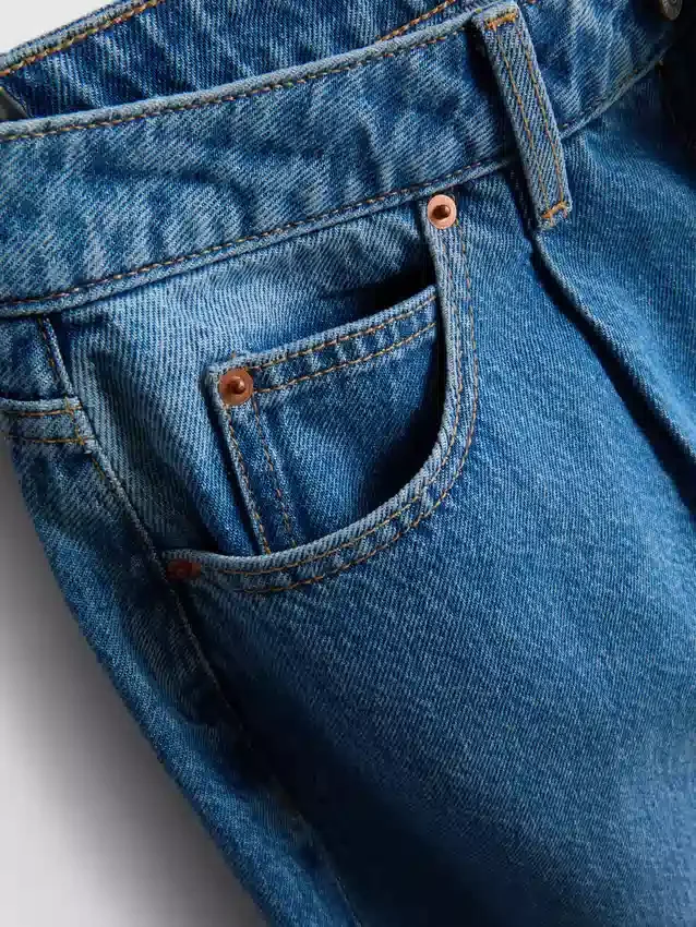Blugi din denim de bumbac de calitate superioară, cu croi evazat Blugi din denim de bumbac de calitate superioară, cu croi evazat